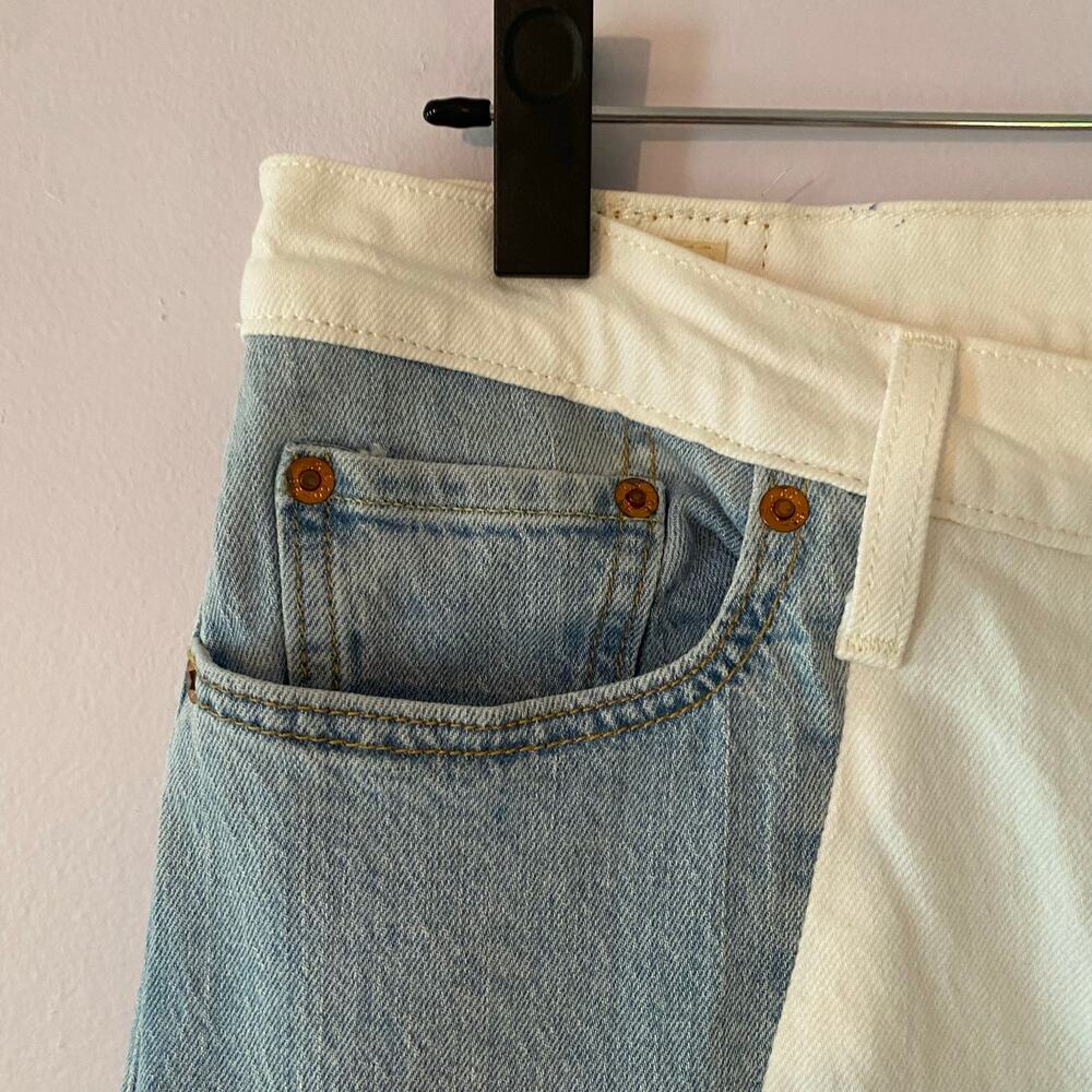 Levi's 501 Premium Taper Jeans Cotton Button Fly White Blue Women's size 28 x 26 - Picture 2 of 13